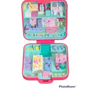 1989 Polly Pocket Bluebird "Party Time Surprise"- no dolls or music0